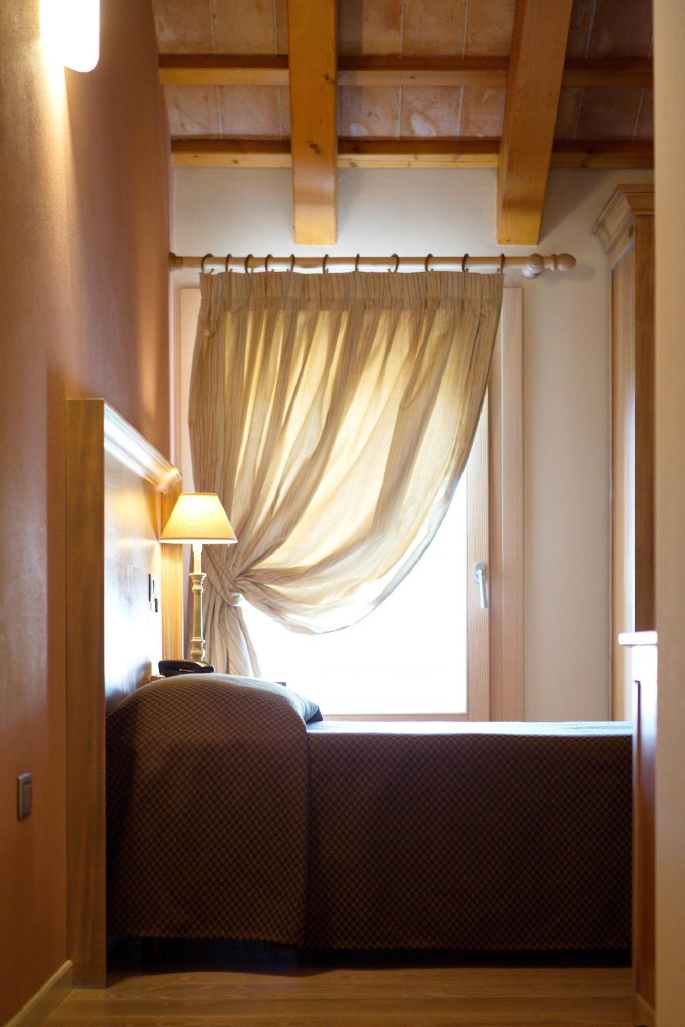 Hotel 아솔로 객실 사진